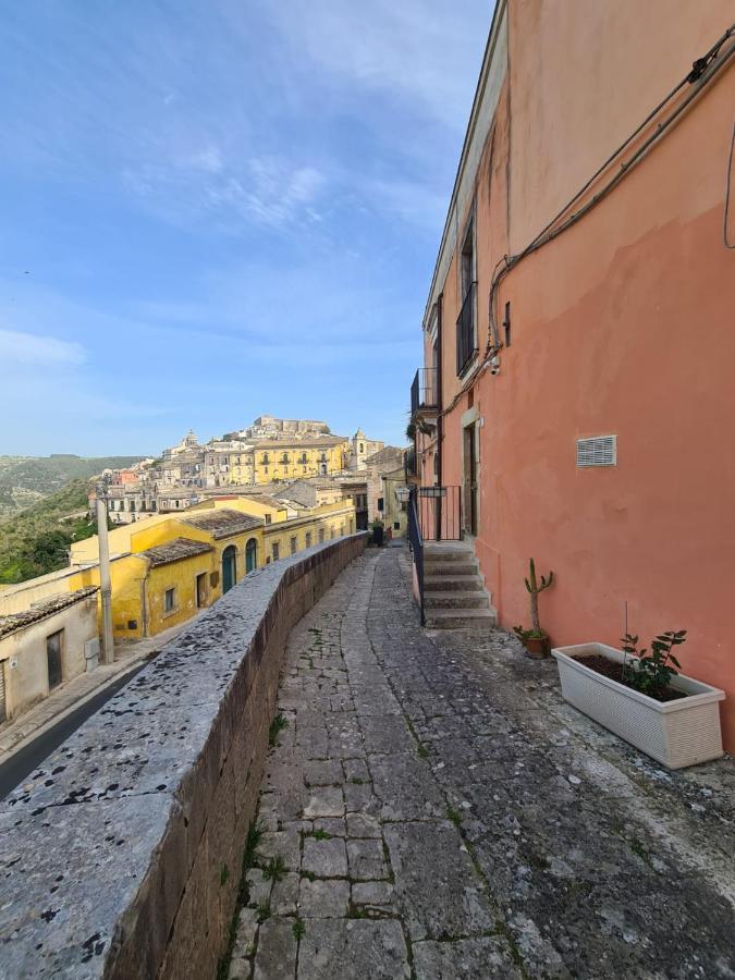 L'Apparthotel Ragusa Exteriör bild
