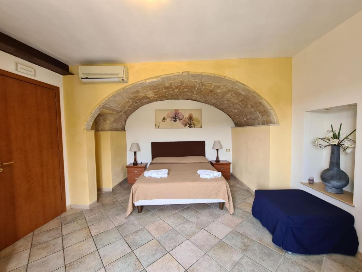 L'Apparthotel Ragusa Exteriör bild
